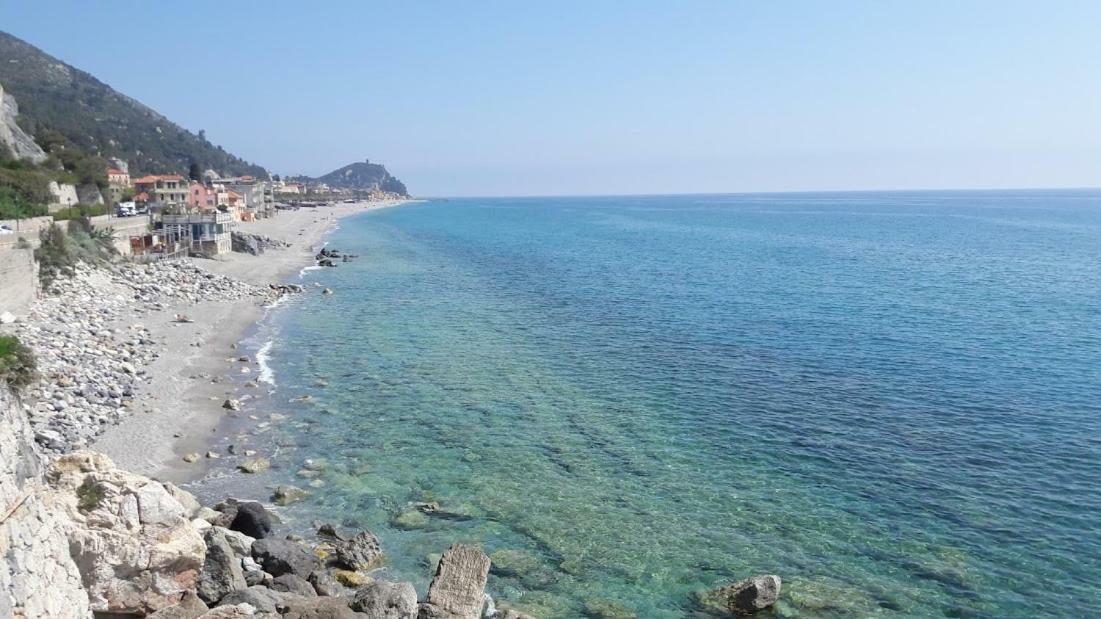 Varigotti #Subitoalmare Екстериор снимка